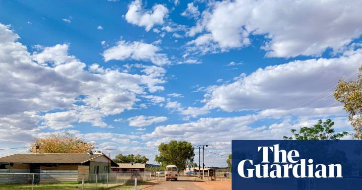 High court overturns NT housing policy which tripled rent in some remote Indigenous communities