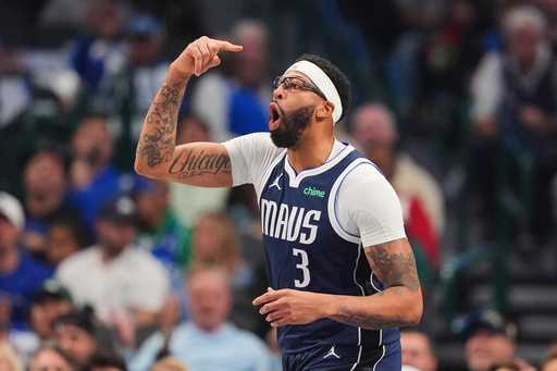 Anthony Davis logra 24 puntos y 14 rebotes en victoria de Mavericks por 119