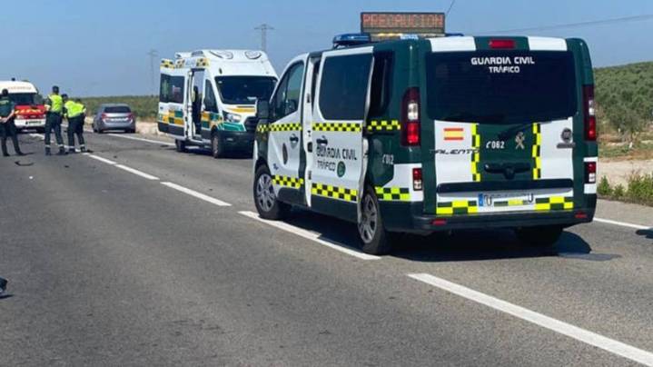 Dos muertos y cuatro heridos en una colisión múltiple en la A