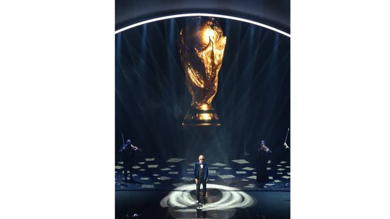 Bocelli, Robbie Williams, Village People y Lauryn Hill brillan en la gala del sorteo del Mundial 2026