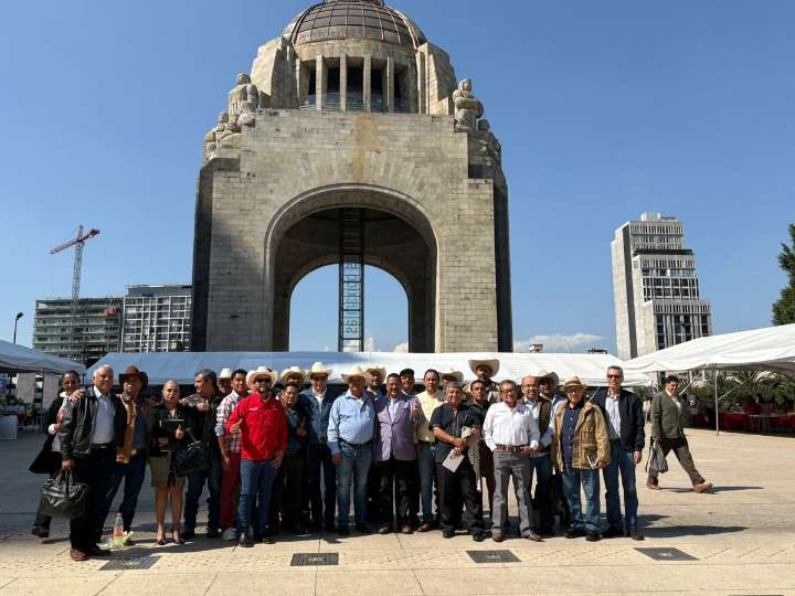 Transportistas y agricultores reanudarán diálogo con gobierno federal el próximo martes
