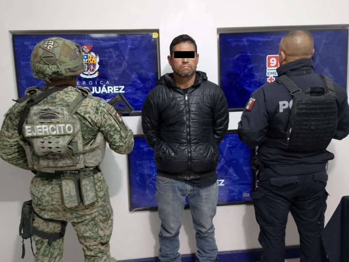 Lo detienen con orden de aprehensión