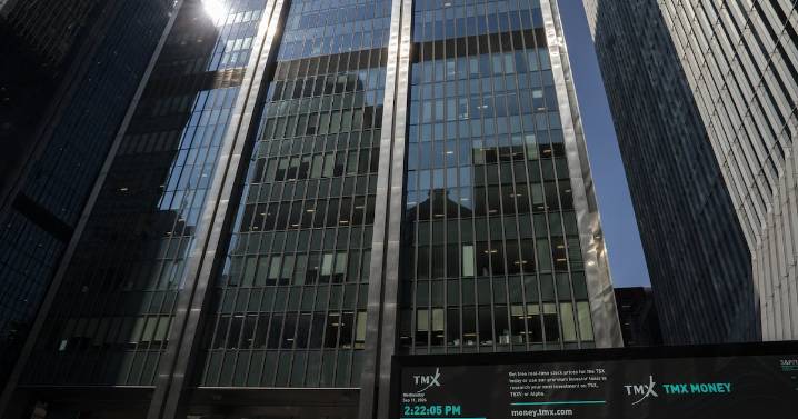 S&P/TSX composite index rises 200 points