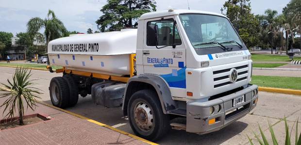 General Pinto sumó un nuevo equipo de riego montado sobre un camión reacondicionado a nuevo