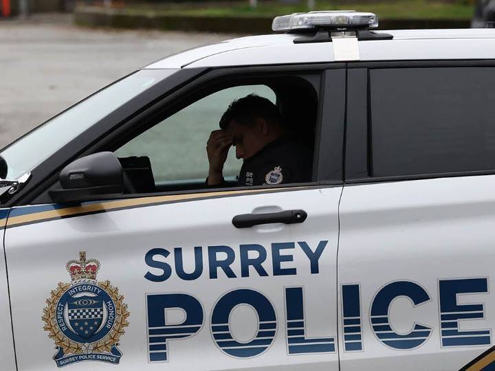Four people injured after party bus in Surrey turns violent