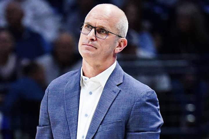 Insider Warns Dan Hurley’s UConn of Key Kansas Reinforcement Ahead of Showdown