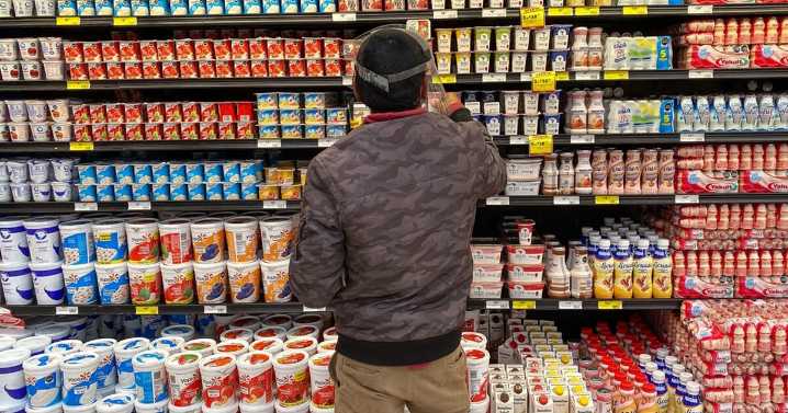 Confianza del consumidor suma tres meses a la baja y cierra noviembre en 44.2 puntos: ¿Podría afectar las compras navideñas?