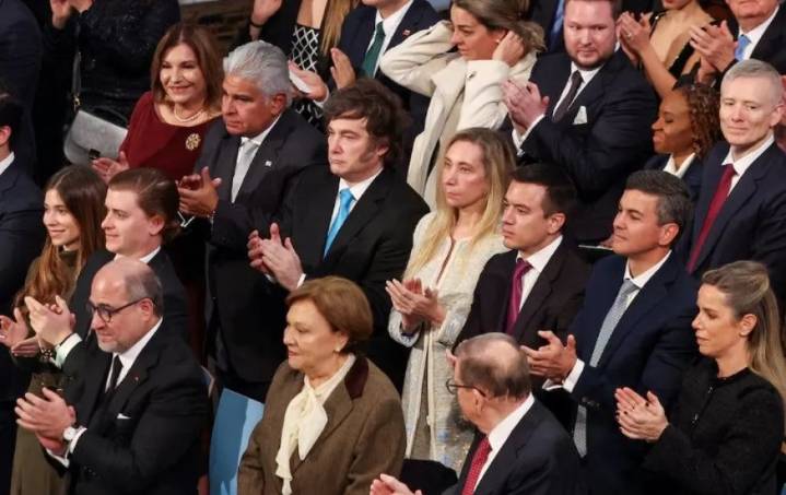 Javier Milei suspendió su agenda en Noruega tras asistir a la ceremonia del Nobel de la Paz y regresa a la Argentina