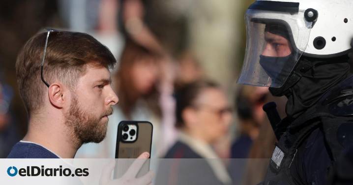 El movimiento estudiantil de Serbia salta de las calles a las urnas tras un año de protestas: "Vamos a tumbar el régimen"