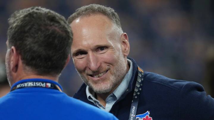 After Toronto Blue Jays reach World Series, team president Mark Shapiro given new 5