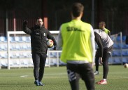 Dani Vidal, entrenador del Real Avilés: «La dinámica no nos condiciona, saldremos a ganar como cada partido»