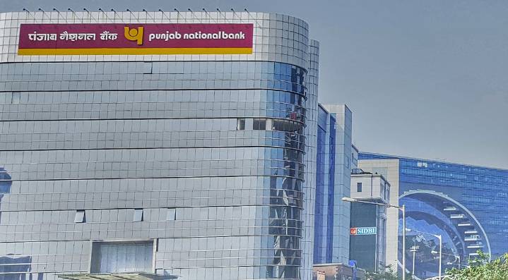 Bombay High Court pulls up PNB for publishing photos of borrowing company's directors in newspaper