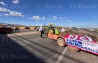 Campesinos intensifican bloqueo intermitente en la Chihuahua