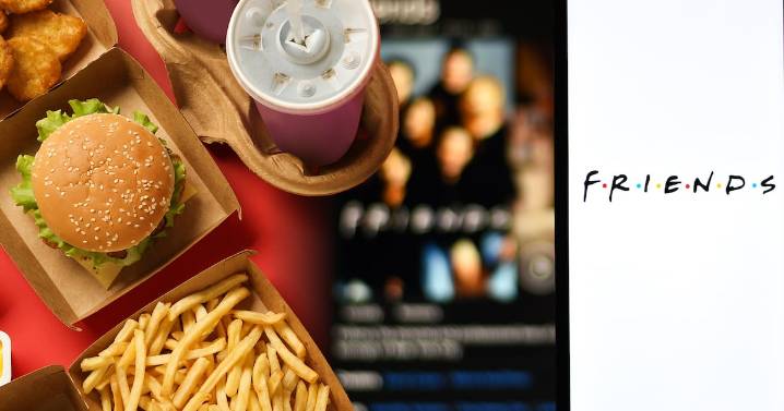 ¡Oh por Dios! Lanzan cajita feliz con figuras de ‘Friends’: Dónde comprarla, precio y qué incluye