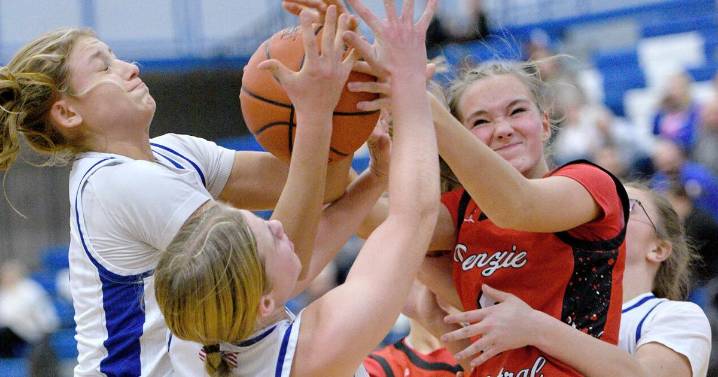 Prep roundup: Ironmen hold off Snowbirds; Manistee knocks off Oakridge in OT; Manton, Central Lake, East Jordan wins boys games