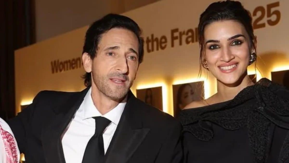 Kriti Sanon On Tere Ishk Mein At Film Festival: ‘Glad That Love Stories Are Back’