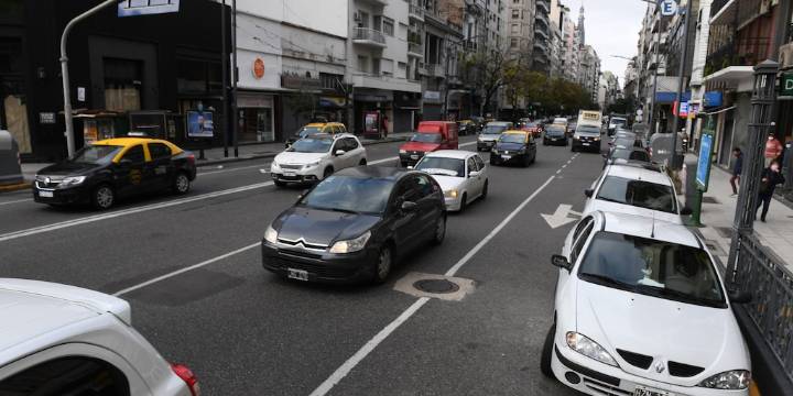 ¿Autos y motos más caros en CABA?: la Legislatura porteña aprobó un nuevo impuesto, pero aseguran que fue un error y no se aplicará