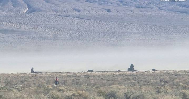 Video shows Thunderbirds pilot ejecting from jet before crash in Calif. desert