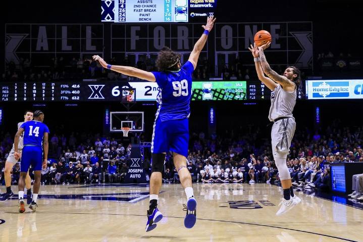 Deadspin | Xavier relying on distance shooting, ready for Saint Francis tune-up