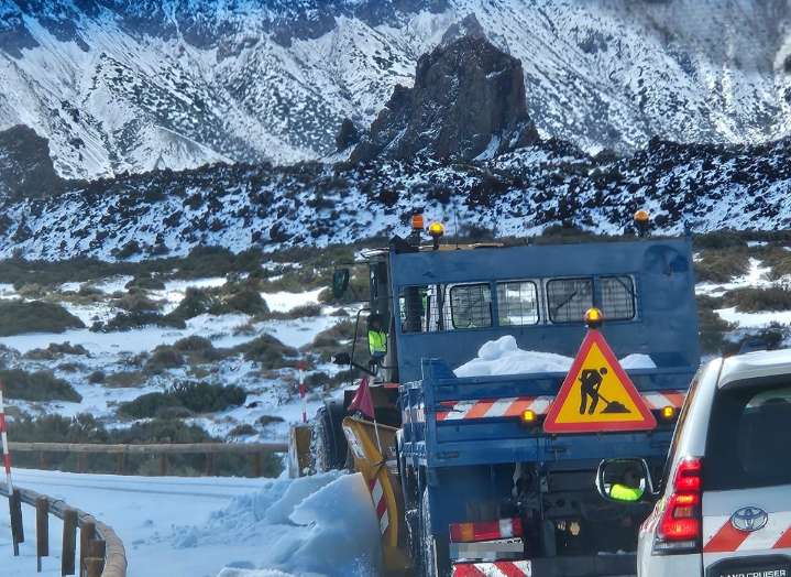 Siguen las lluvias y las heladas en Canarias: la previsión de la Aemet para mañana