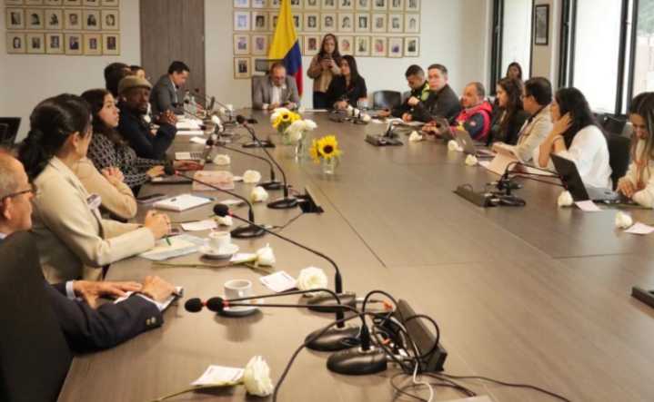 Salario mínimo 2026: sindicatos no negociarán ajuste sino es de dos dígitos