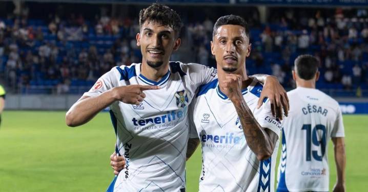 El Tenerife, un gigante que arrasa en Primera Federación