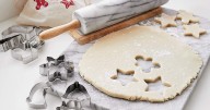 The 10 most beautiful holiday baking accessories for 2025