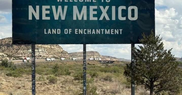 New 'Welcome to New Mexico' signs installed