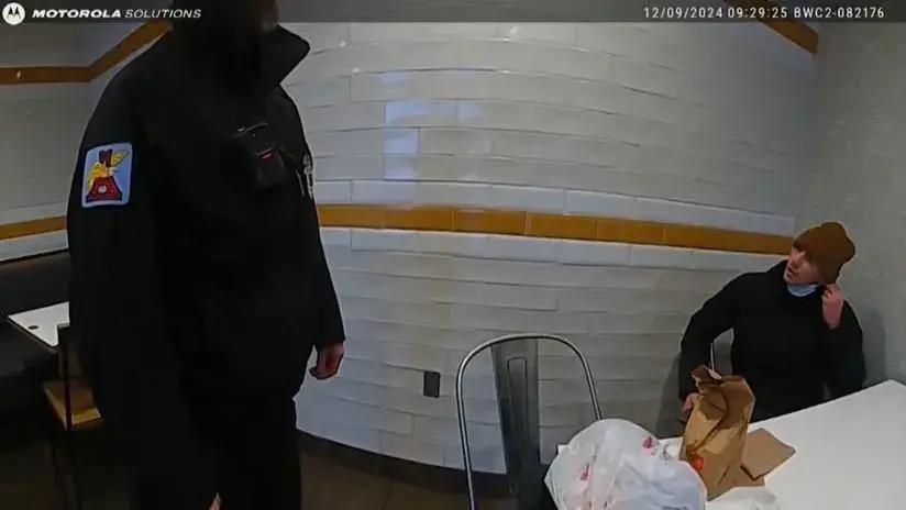 Se mantuvo tranquilo: difunden imágenes inéditas del arresto de Luigi Mangioni, acusado de asesinar a CEO de aseguradora de salud [VIDEO]