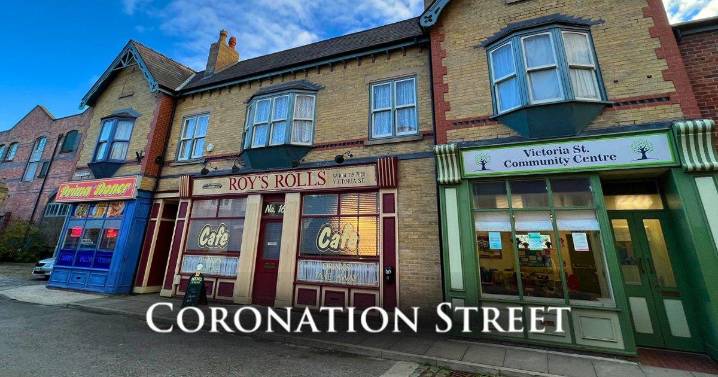Coronation Street makes hilarious jab at itself 