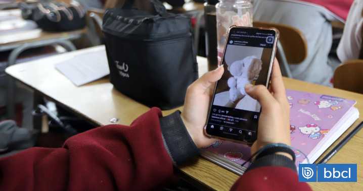 Cámara aprueba ley que prohíbe el uso de celulares en colegios a partir de 2026