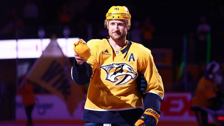 Stamkos turns back clock with vintage 4-goal performance for Predators