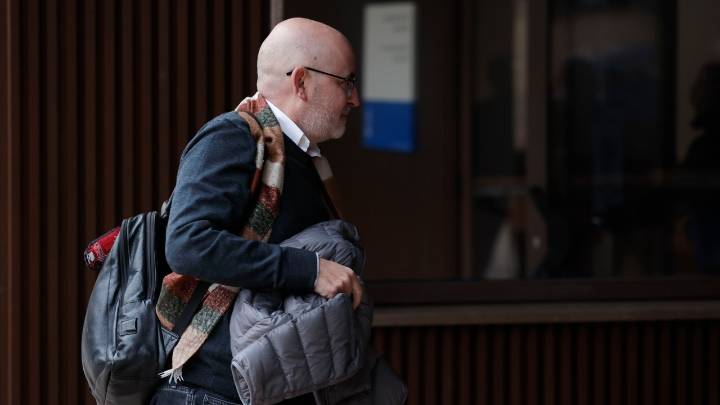 El subdirector de Emergencias entrega a la jueza de la dana notas manuscritas suyas y de Pradas del Cecopi