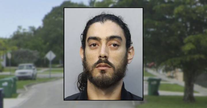 Driver threatened to kill woman backing into driveway after he had to go around her: Cops