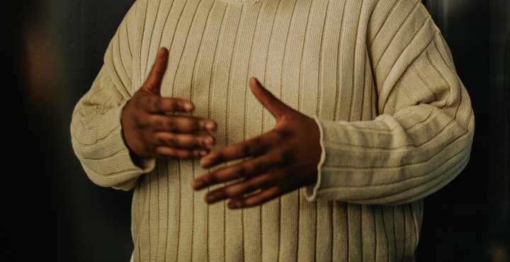 These Simple Hand Gestures Can Make You More Persuasive, Research Finds