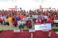 Osuna impulsa autoempleo con graduación de "Emprendedores al Centro"