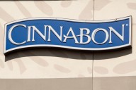 Cinnabon Responds to Viral Video of Worker Harassing Somali Couple