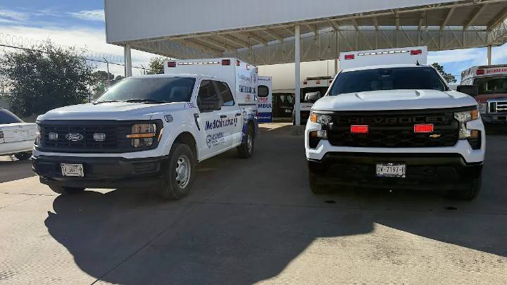 Mejora capacidad de emergencia en Guachochi con llegada de dos ambulancias