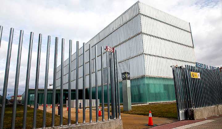 Entregan a la Policía un bolso perdido con 3.150 euros