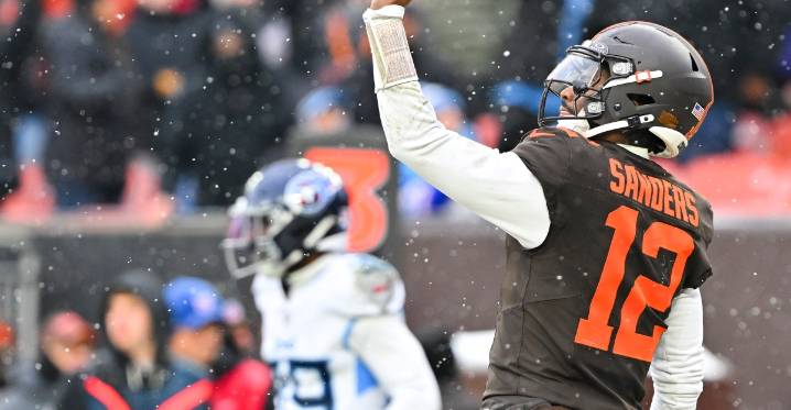Cleveland Browns vs. Tennessee Titans final score: Shedeur Sanders breaks out with 4 touchdowns
