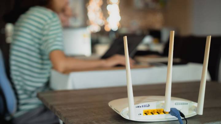 Un método sencillo y práctico le permite borrar el historial de su router wifi para evitar que hackers accedan a su información