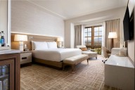 Green Valley Ranch casino debuts newly renovated hotel rooms