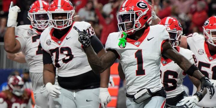 Bama, Miami in, Notre Dame out and Indiana No. 1 in College Football Playoff rankings