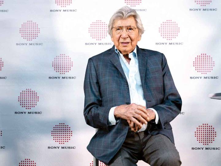 “De corazón soy un mexicano más”: Manuel Alejandro