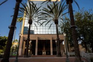 Council to consider 447-unit apartment complex to replace cinema at Anaheim Hills Festival center – Orange County Register