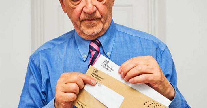 HMRC raid on pensions could see savers lose £214,000