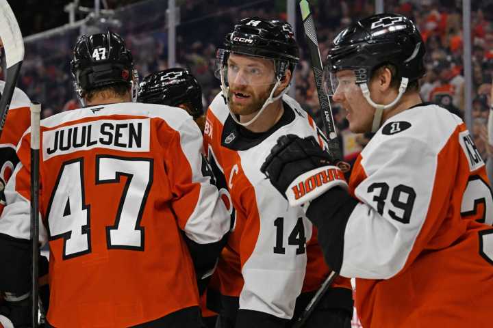 Avalanche save crucial penalty shot, hold off Flyers - The Rink Live | Coverage of youth, junior, high school and college hockey