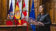 La alcaldesa de Palencia pide la dimisión del líder del PSOE gallego por conocer las acusaciones de acoso sexual del expresidente de Lugo