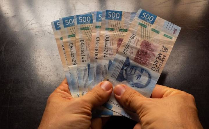 Sheinbaum anuncia aumento de salario mínimo para el 2026 y jornada de 40 horas laborales