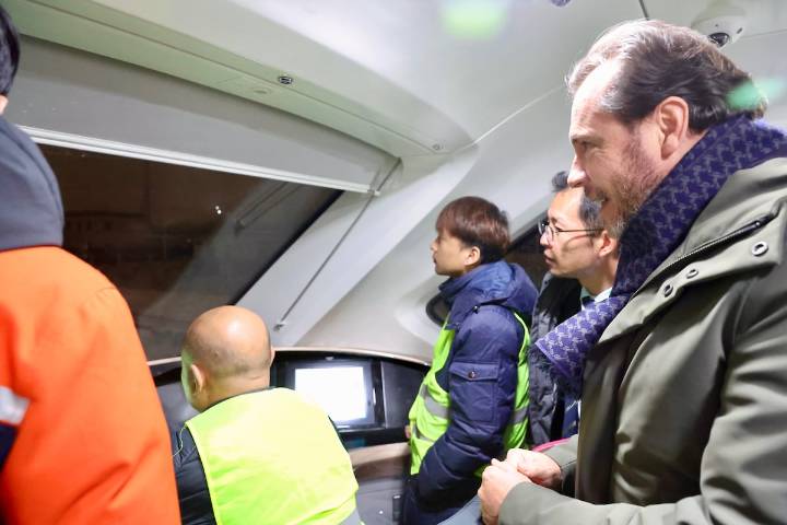 Puente se empapa de la tecnología ferroviaria china antes de lanzar la compra de trenes de Renfe y la mejora de la red de Adif